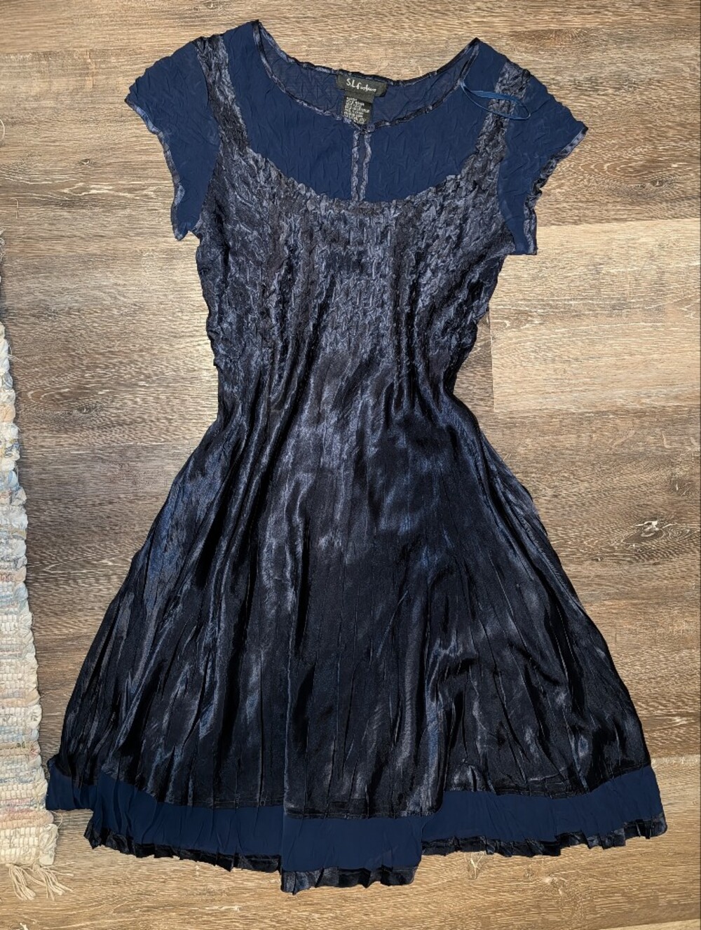 Vintage Gothic Sapphire Midi Dress